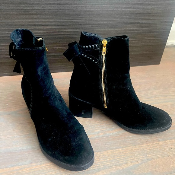 Black suede boots - Picture 1 of 3